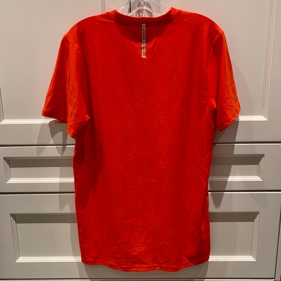 ⭐️$15⭐️Under Armour Heat Gear Tshirt, Men’s - Picture 2 of 6